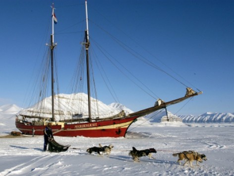 Ship in Ice